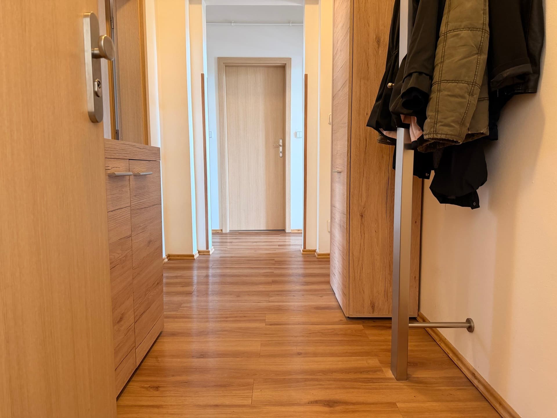 Prodej plně obsazeného činžovního domu se zahradou – Plzeň, Slovany (Blatenská ul.) — Plzeň (fotografie 21)