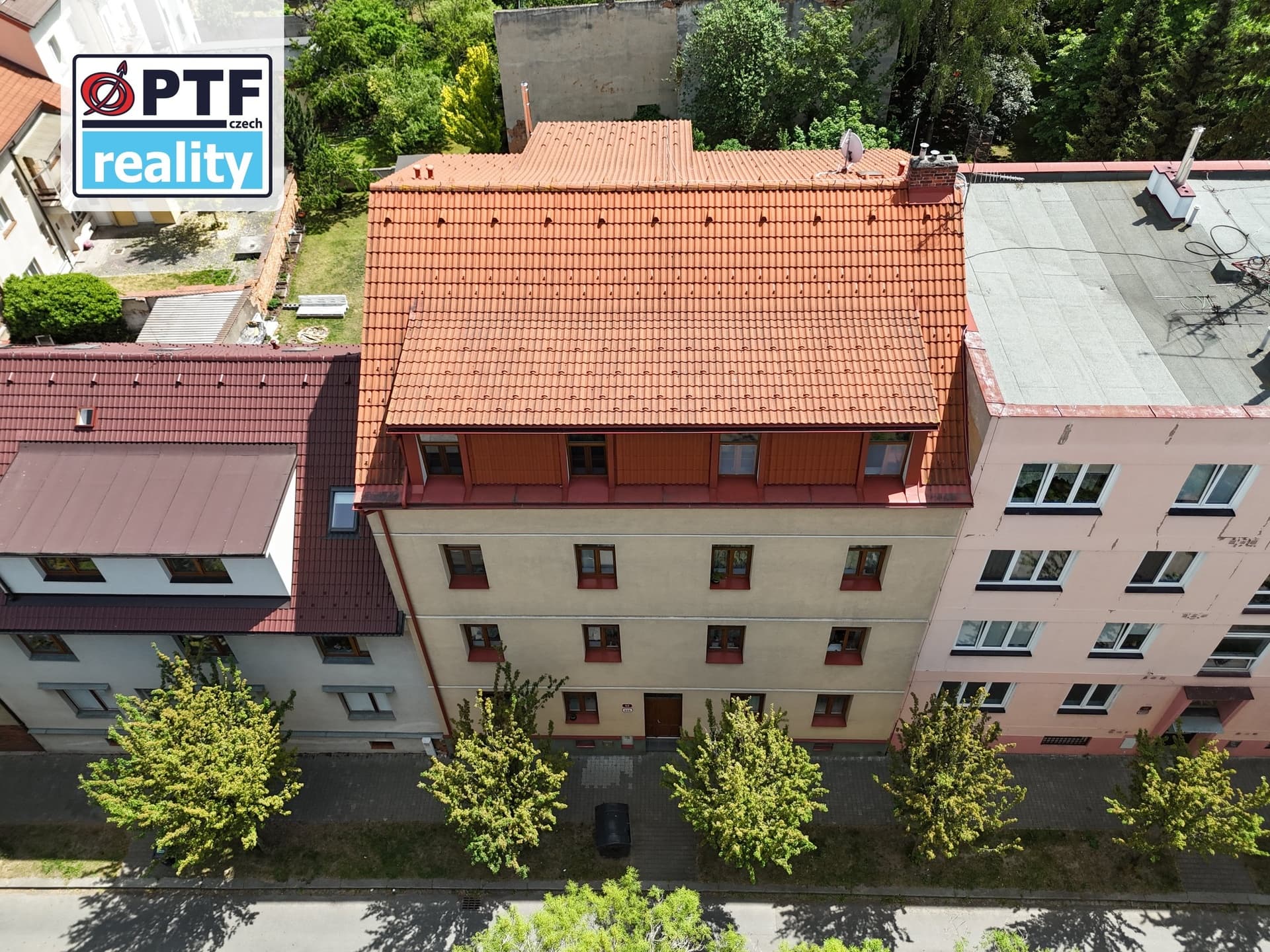 Prodej plně obsazeného činžovního domu se zahradou – Plzeň, Slovany (Blatenská ul.) — Plzeň (fotografie 25)