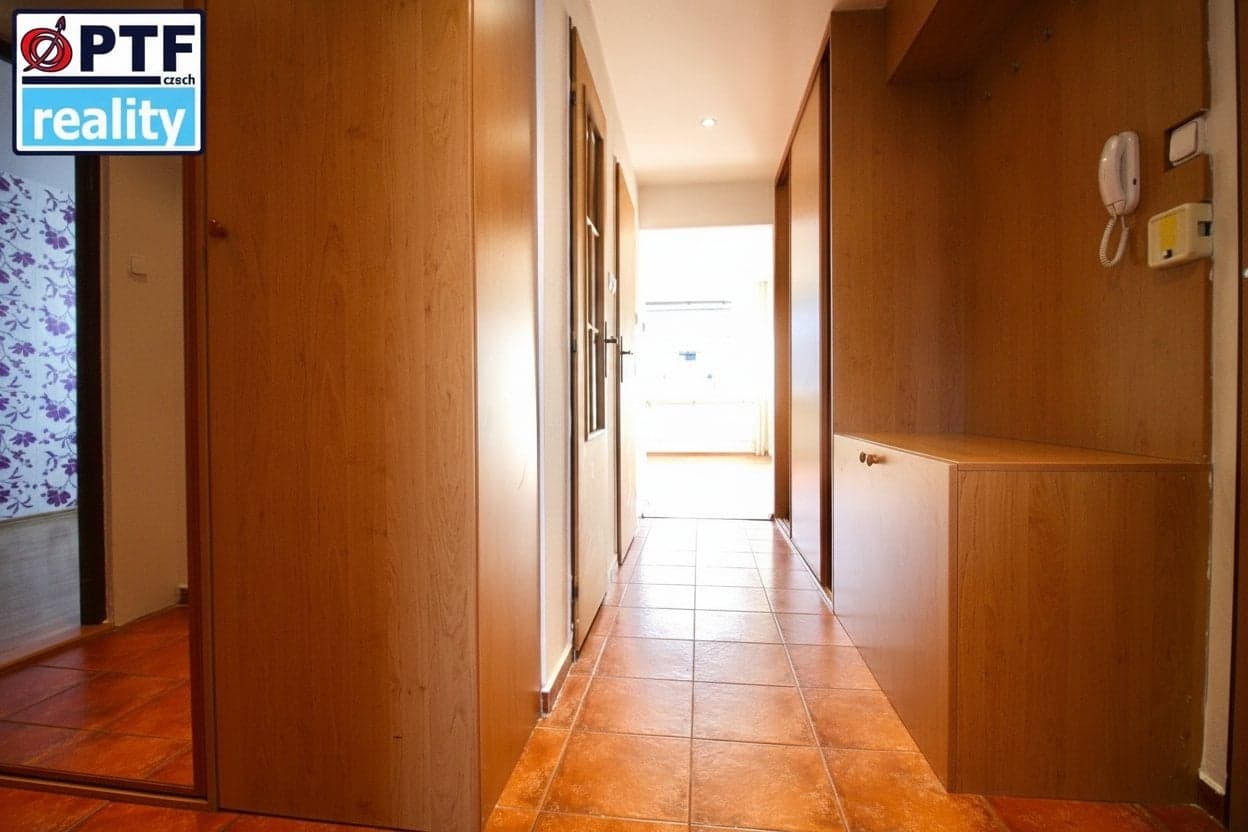 Pronájem světlého a prostorného bytu 3+kk (69 m²) – Zdice, ul. Havlíčkova — Zdice (fotografie 7)
