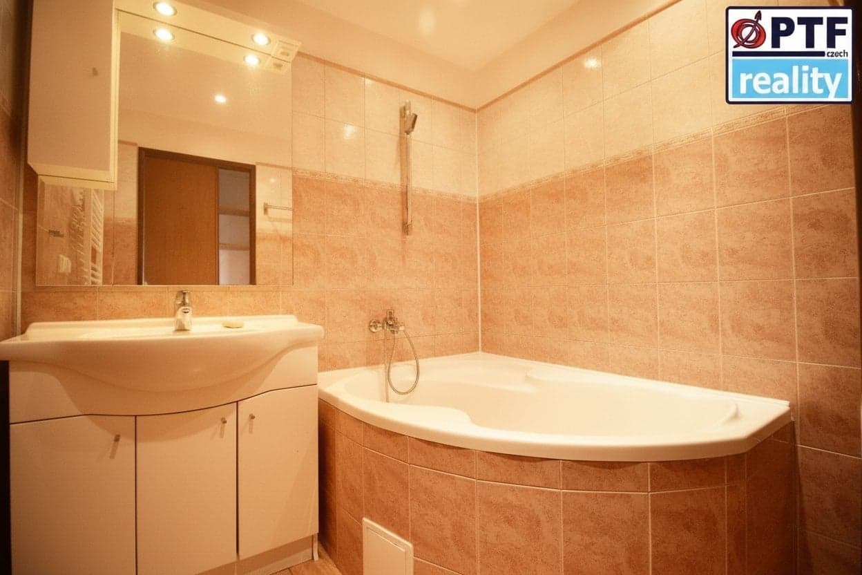 Pronájem světlého a prostorného bytu 3+kk (69 m²) – Zdice, ul. Havlíčkova — Zdice (fotografie 11)