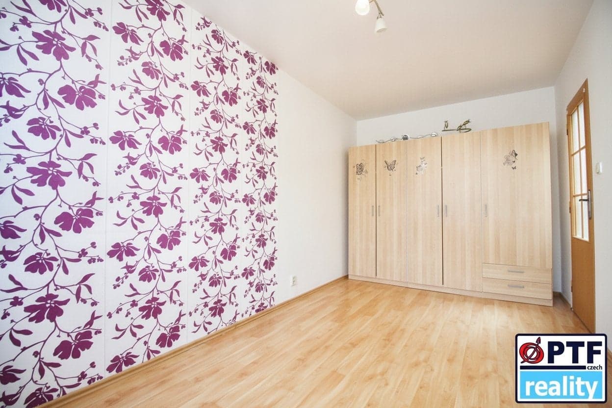 Pronájem světlého a prostorného bytu 3+kk (69 m²) – Zdice, ul. Havlíčkova — Zdice (fotografie 9)