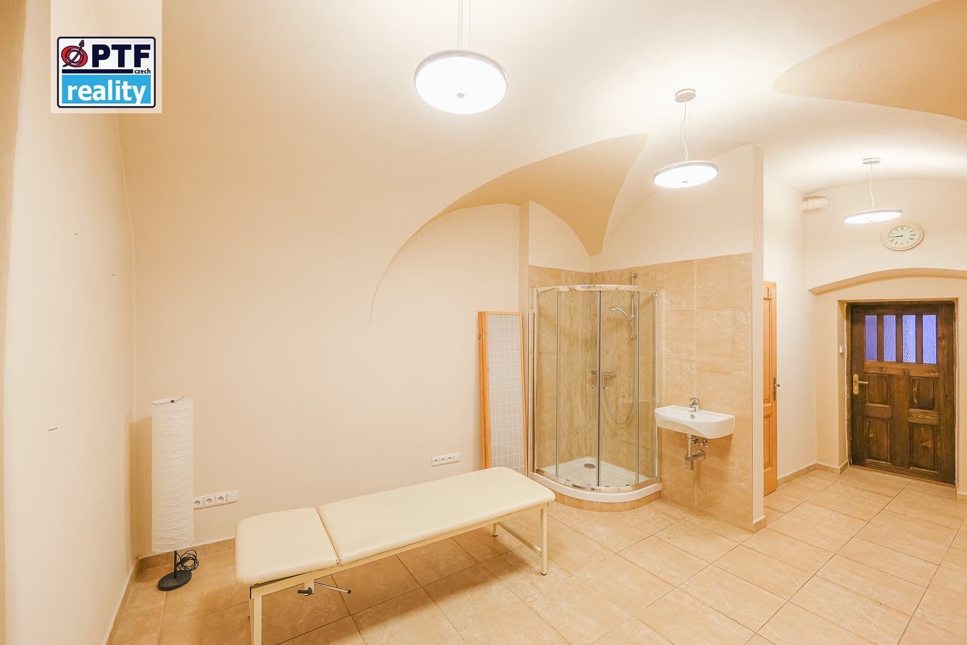 Pronájem obchodního prostoru (25 m²) v centru Plzně, ul. Dominikánská — Plzeň (fotografie 6)