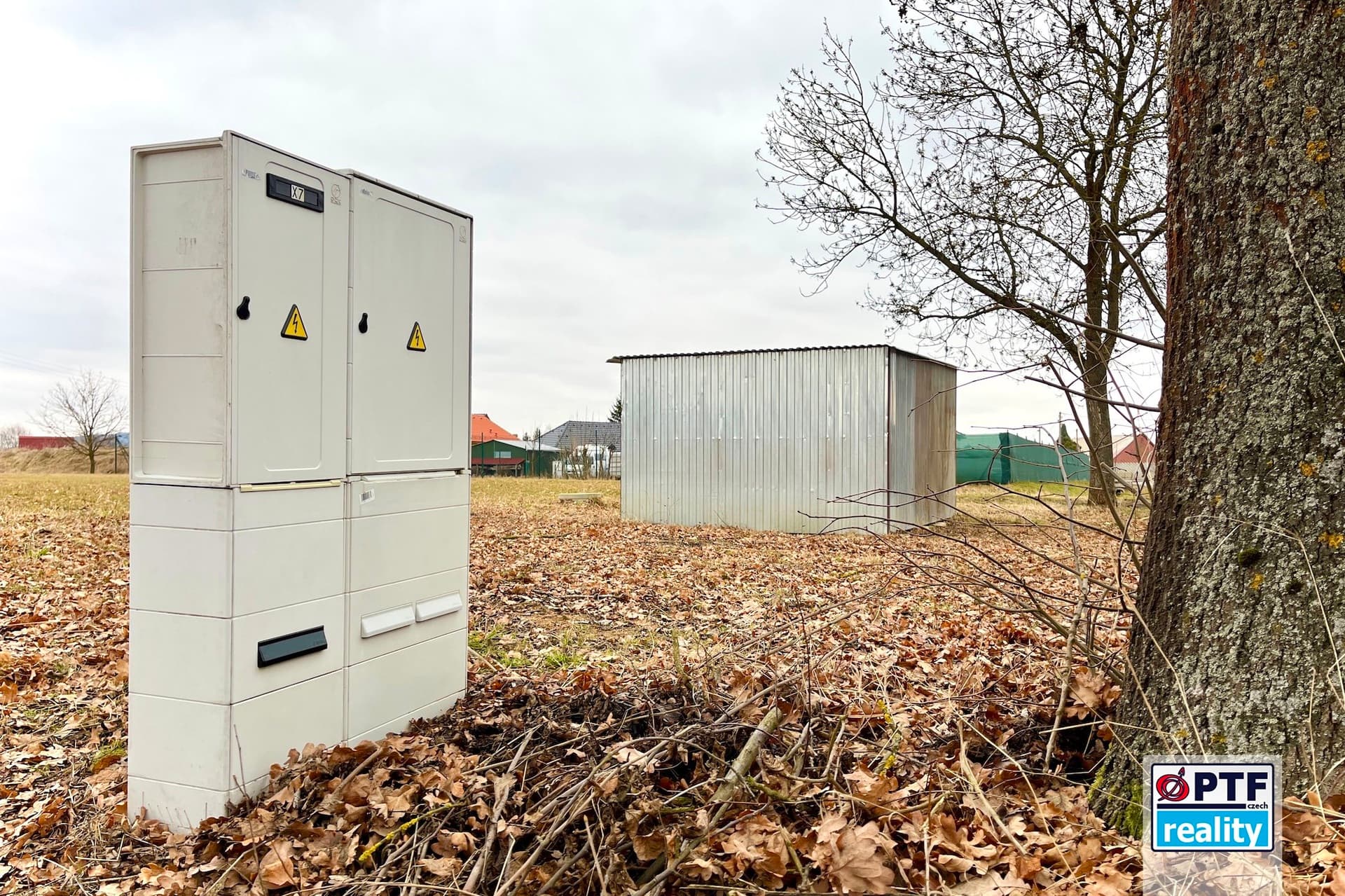 Prodej velkého stavebního pozemku (4000 m²), Bezděkov - Poborovice — Bezděkov (fotografie 4)
