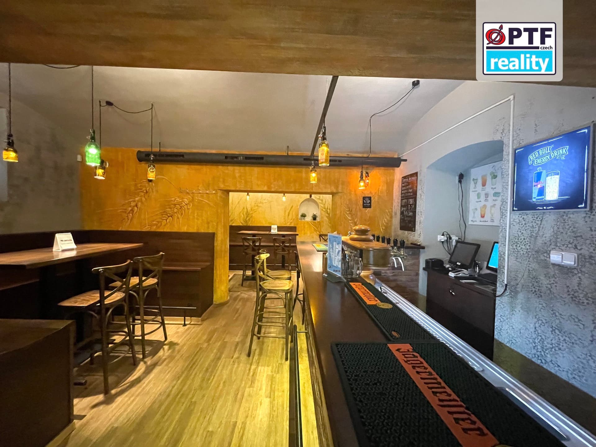 Pronájem zavedeného baru v centru, 102 m² - Plzeň — Plzeň (fotografie 8)