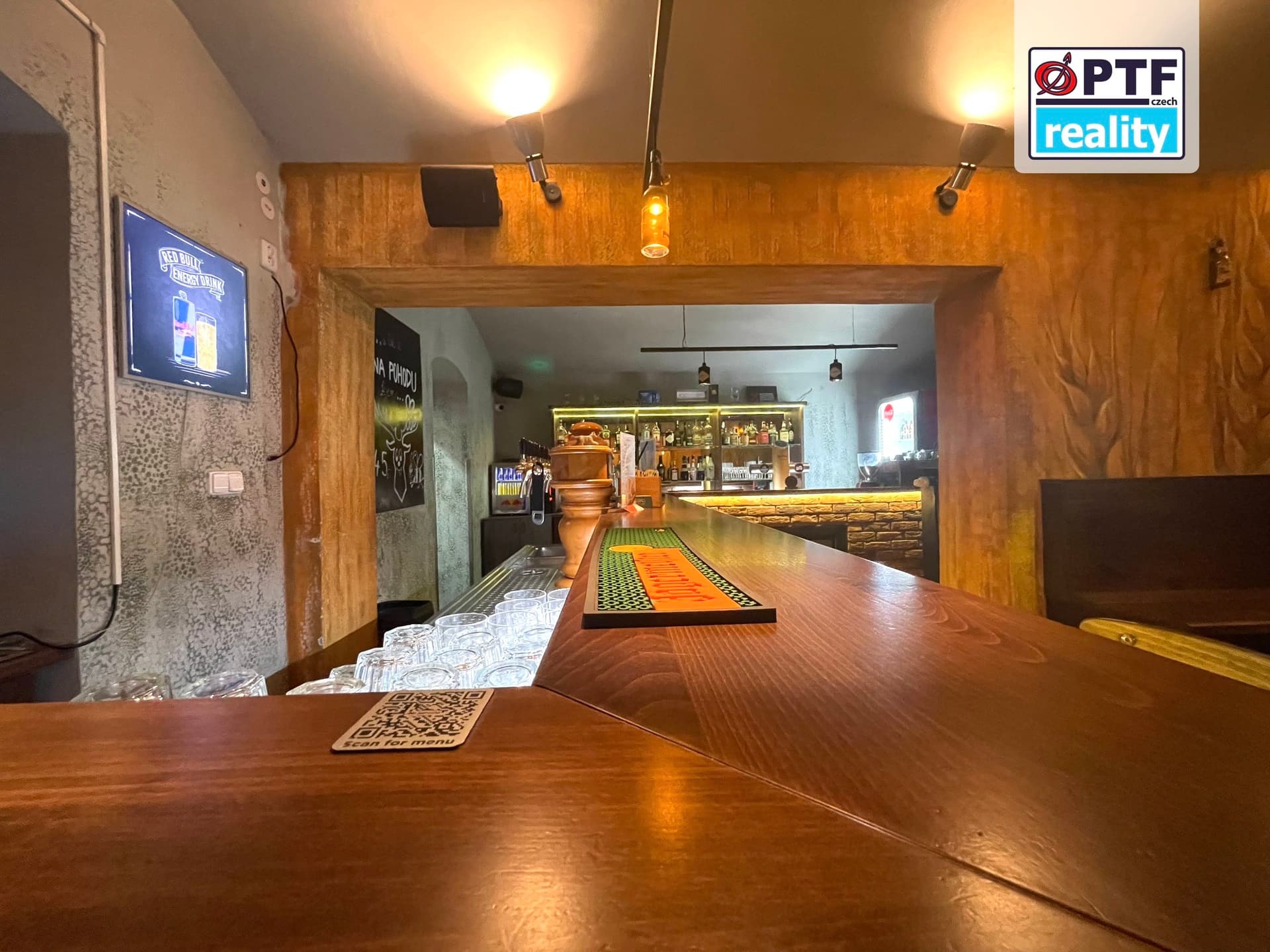 Pronájem zavedeného baru v centru, 102 m² - Plzeň — Plzeň (fotografie 9)