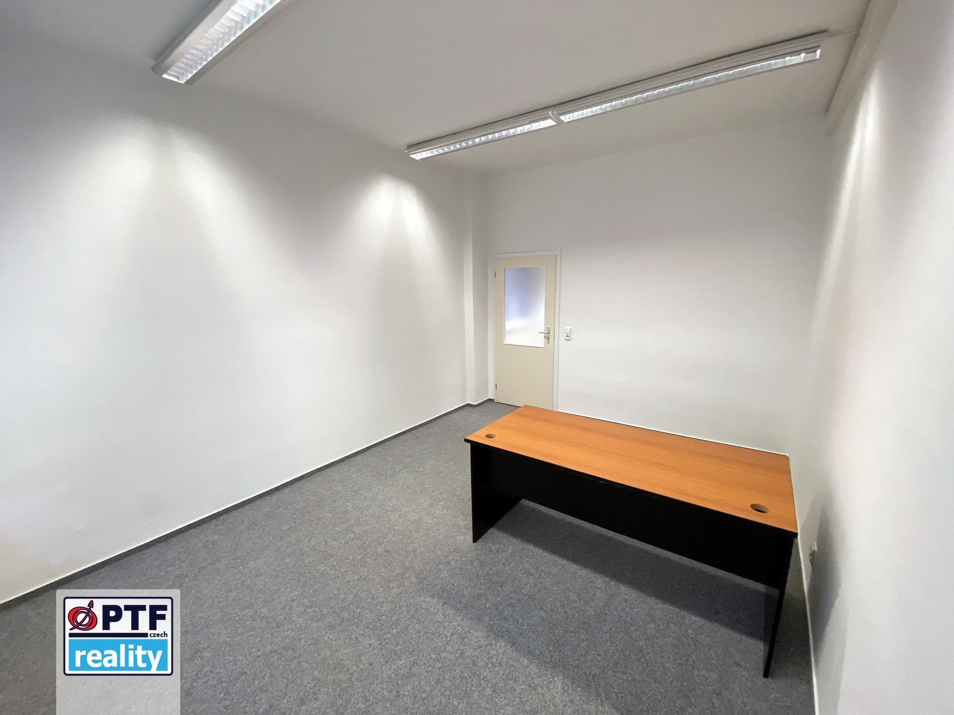 Pronájem kanceláře (17 m²) Plzeň-Skvrňany, ulice Domažlická — Plzeň (fotografie 5)
